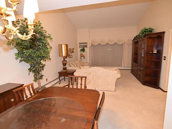 4th image of 12600 Parkwood Dr APT 310