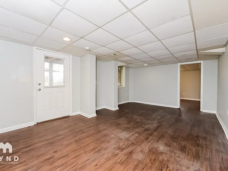 1151 Oakley Dr — Photo 9