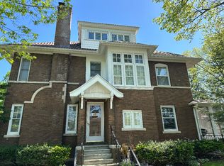 224 E 3rd St, Dixon, IL 61021