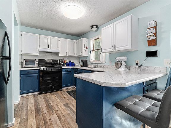 4th image of 1711 Black Bark Ln
