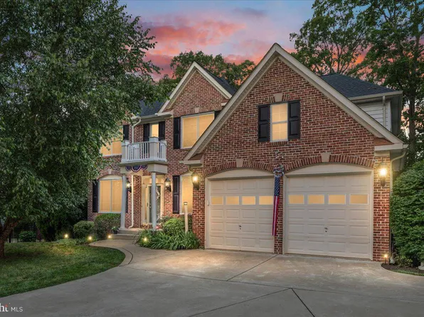 13020 Quay Ct, Woodbridge, VA 22193