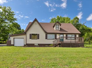 1104 E Buffalo St, Bolivar, MO 65613