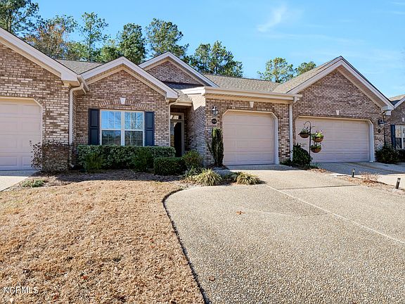 3rd image of 4534 Regent Drive