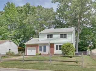 112 Tillerson Dr, Newport News, VA 23602