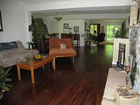 GREAT OPEN FLOOR PLAN