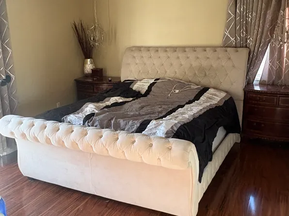 6529 168th St, Fresh Meadows, NY 11365