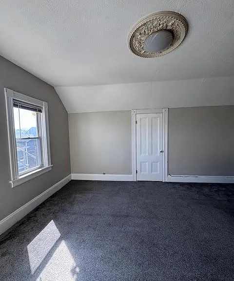 52 Canton St — Photo 13