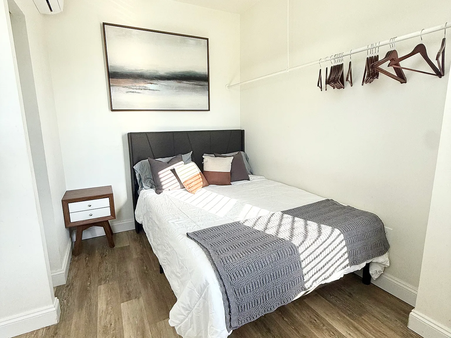 1 bed, 400 sqft, $1,700 — Photo 4