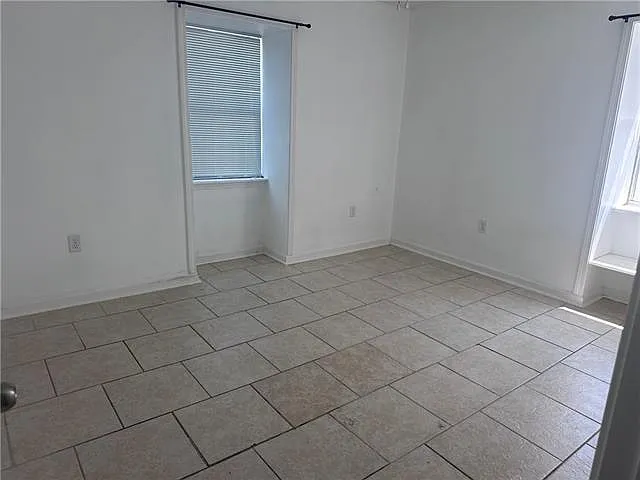 218 N Elm St #C — Photo 7