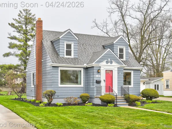 311 Hendrickson Blvd, Clawson, MI 48017