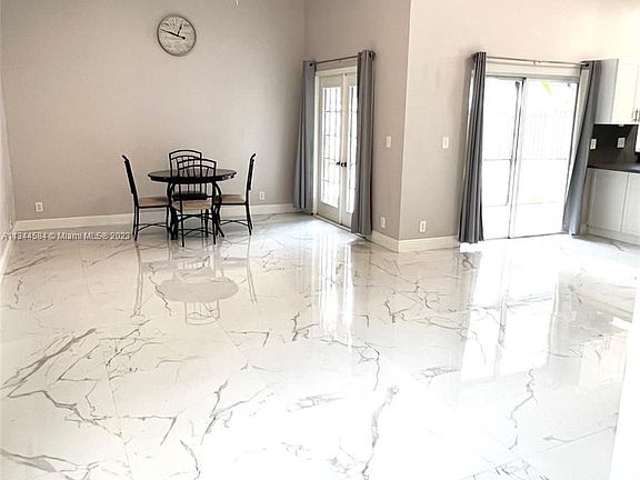 4th image of 6663 Stratford Dr #6663