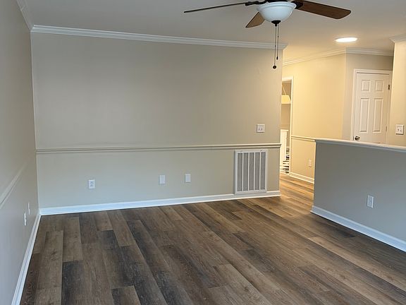 2nd image of 339 Mount Vernon Dr #339