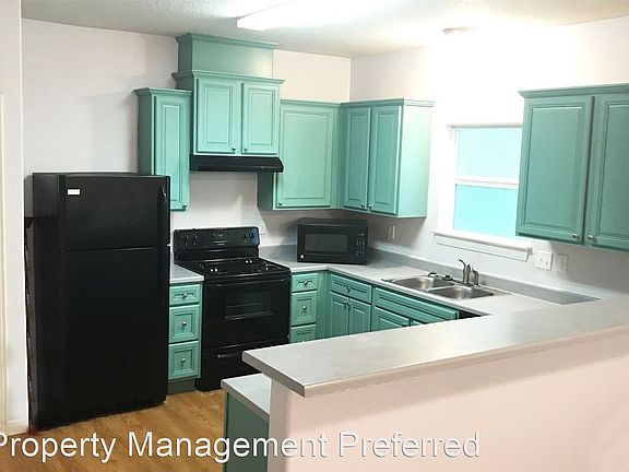 2nd image of 2213 Avenue I