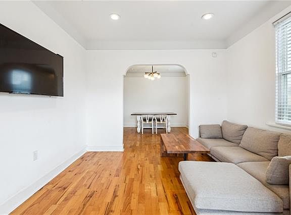 3rd image of 3436 S Robertson St