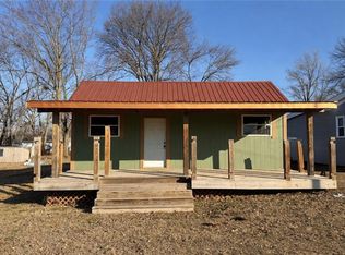 806 Reyburn St, Richmond, MO 64085