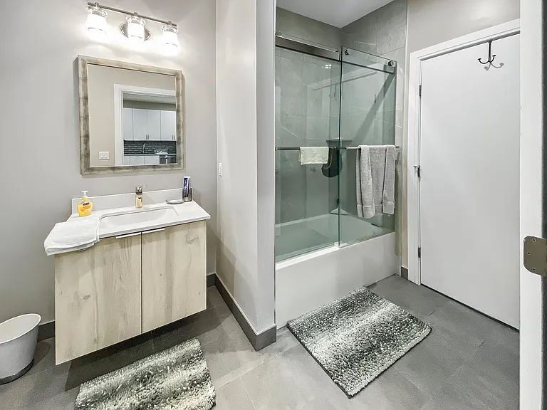 510 Grand Ave #102 — Photo 8