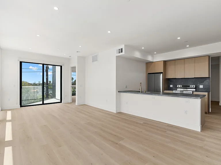 1808 Lincoln Blvd — Photo 47