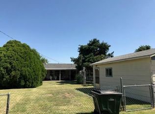 216 E 17th St, Larned, KS 67550