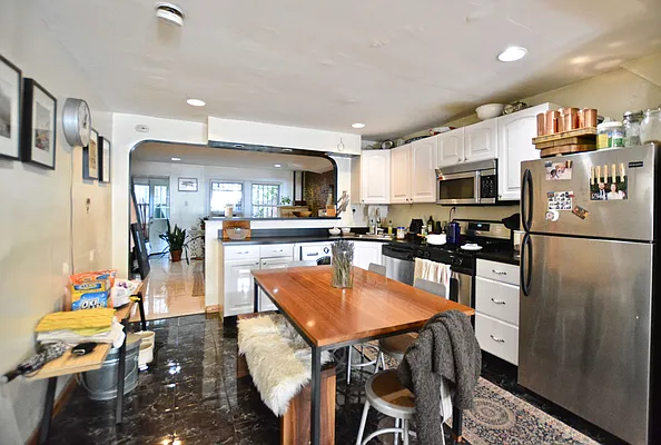 Rented by Rental Solutions Inc | media 13