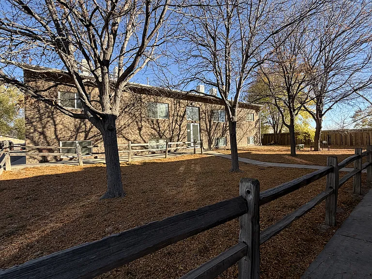 4 Birch Ct #5 — Photo 11