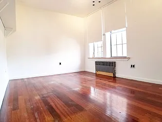 Rented by Rentall Group Inc