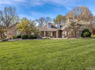 73 Santa Anita Dr, Maryville, IL