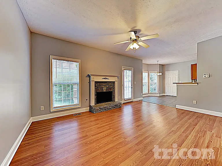 251 Indian Lake Trl — Photo 3