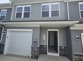 204 Olympus Rd, Charles Town, WV 25414