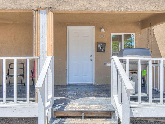 5th image of 421 Mesilla St NE