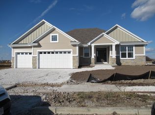 1604 Bluestem Trl, Oconomowoc, WI 53066