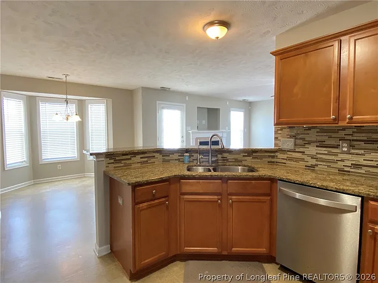 58 Polk St — Photo 7