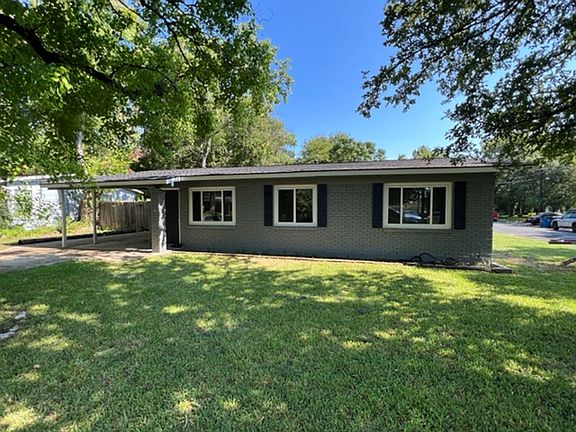 3rd image of 300 Hammack Dr