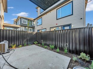 2703 E 3rd Ave #1, Vancouver, BC V5M 1G7