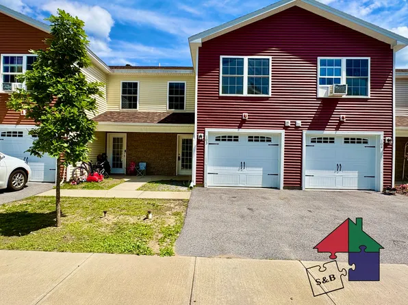 42 Green St #103, Milton, VT 05468