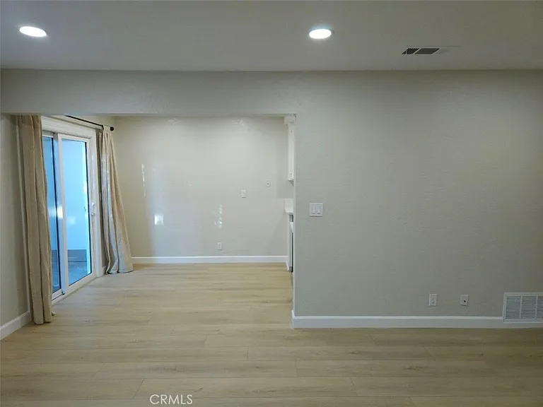 16630 Shenandoah Ave — Photo 5