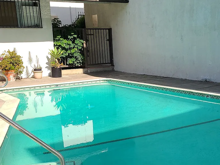 11018 Aqua Vista, LLC — Photo 3