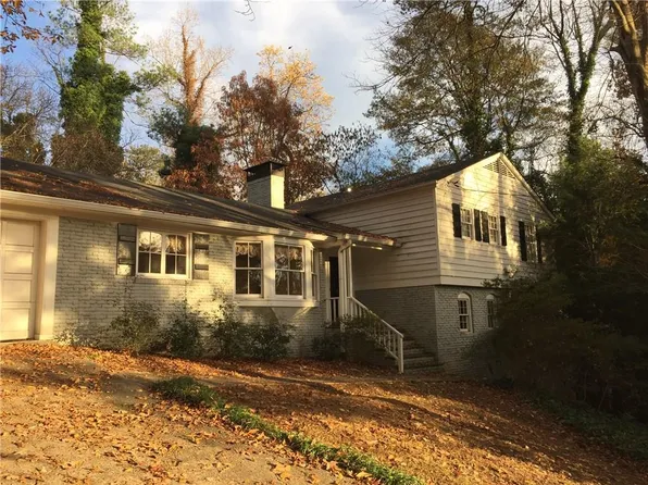 5345 Timber Trl NE, Sandy Springs, GA 30342
