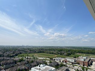 7950 Bathurst St #2111, Vaughan, ON L4J 0B8