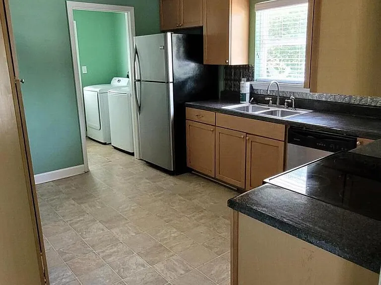 212 Branchwood Dr — Photo 11
