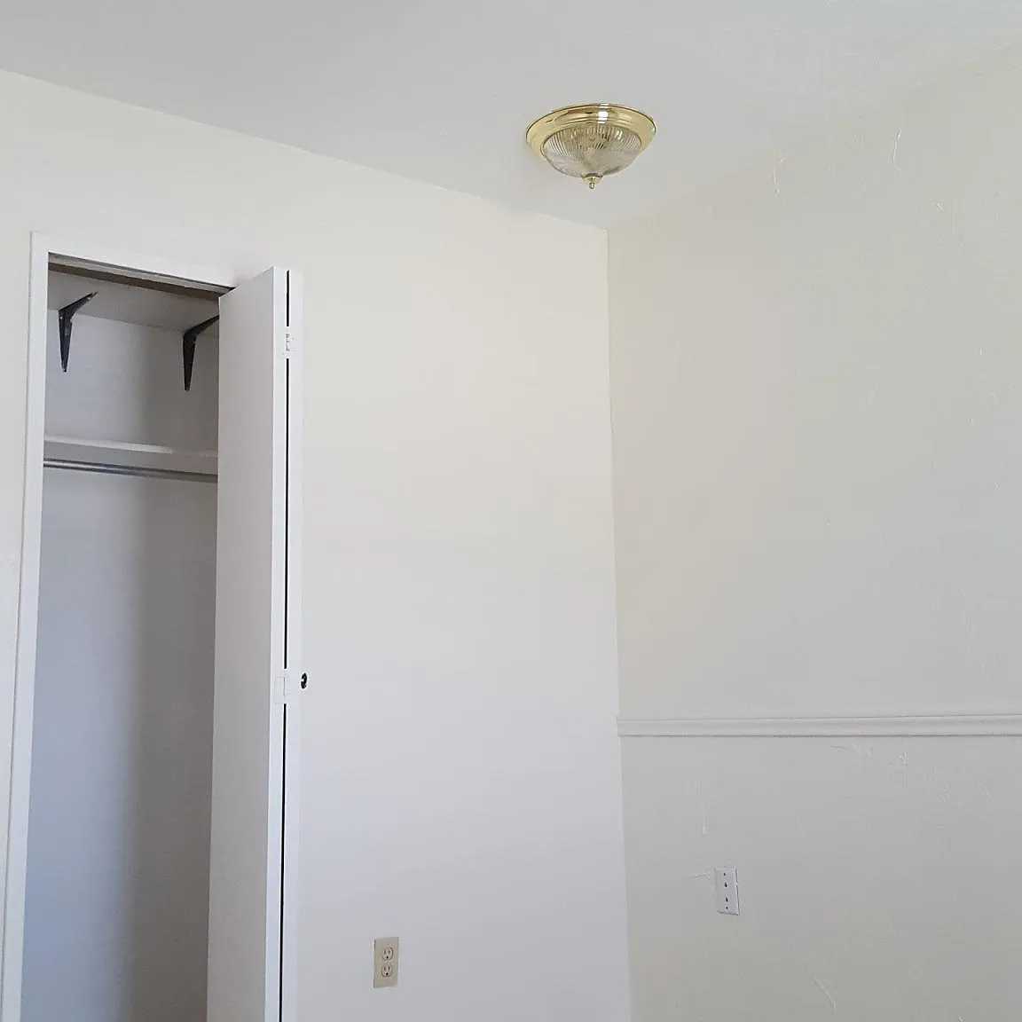 3 bed, 1862 sqft, $2,500 — Photo 2