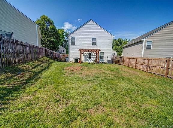 5th image of 8820 Michaw Ct
