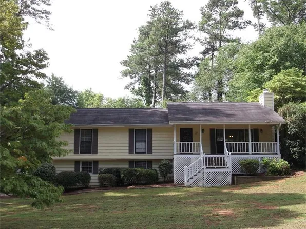 2726 Bentwood Dr, Marietta, GA 30062