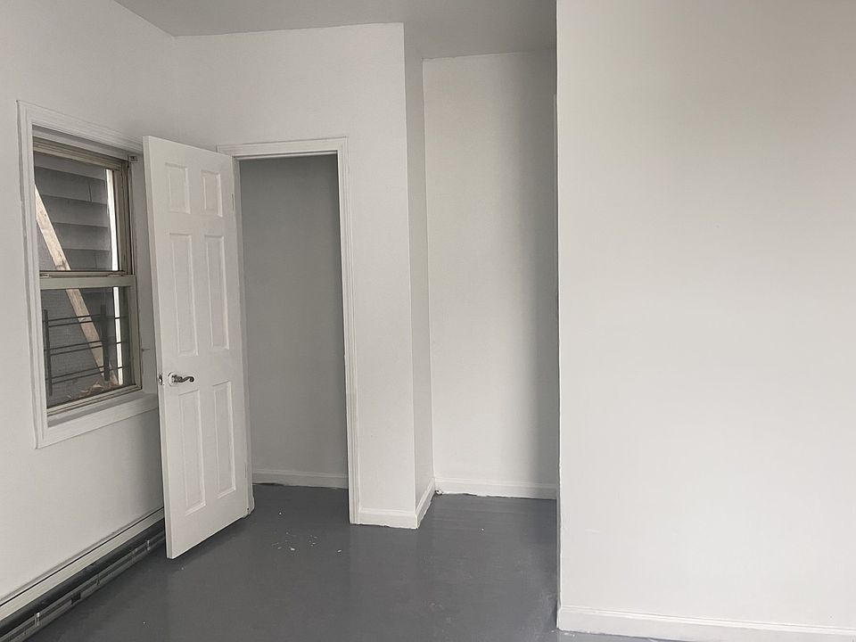 1st image of 2864 15th Stth St #2