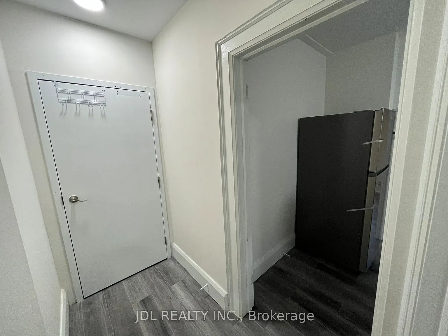 2 bed, $2,350 — Photo 4