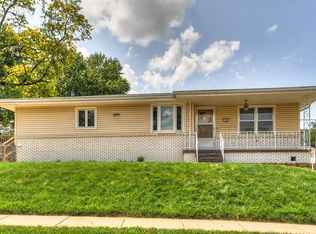 100 Zenith Dr, Council Bluffs, IA 51503