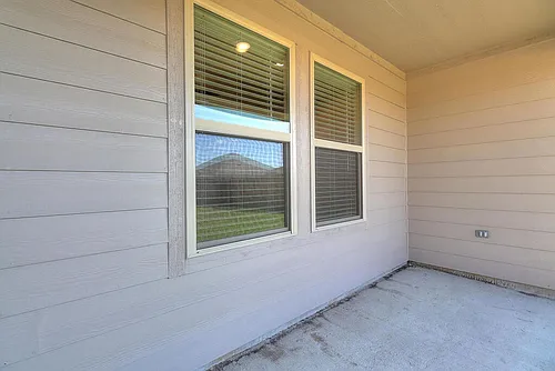 1278 Carnaby Photo 1 1278 Carnaby Photo 1
