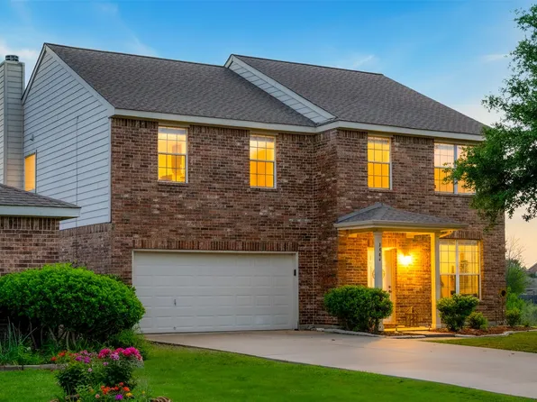 5004 Senator Dr, Fort Worth, TX 76244