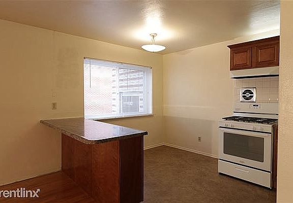 3 KITCHEN NOOK IMG_6150