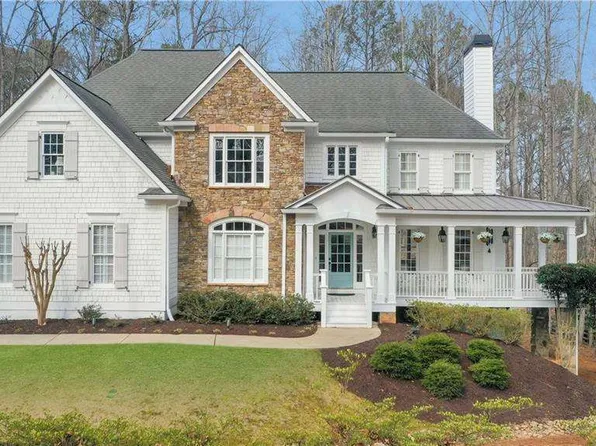 835 Longwood Ln, Alpharetta, GA 30004