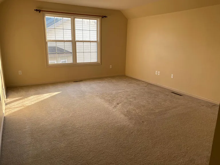 734 Partridge Ln — Photo 8